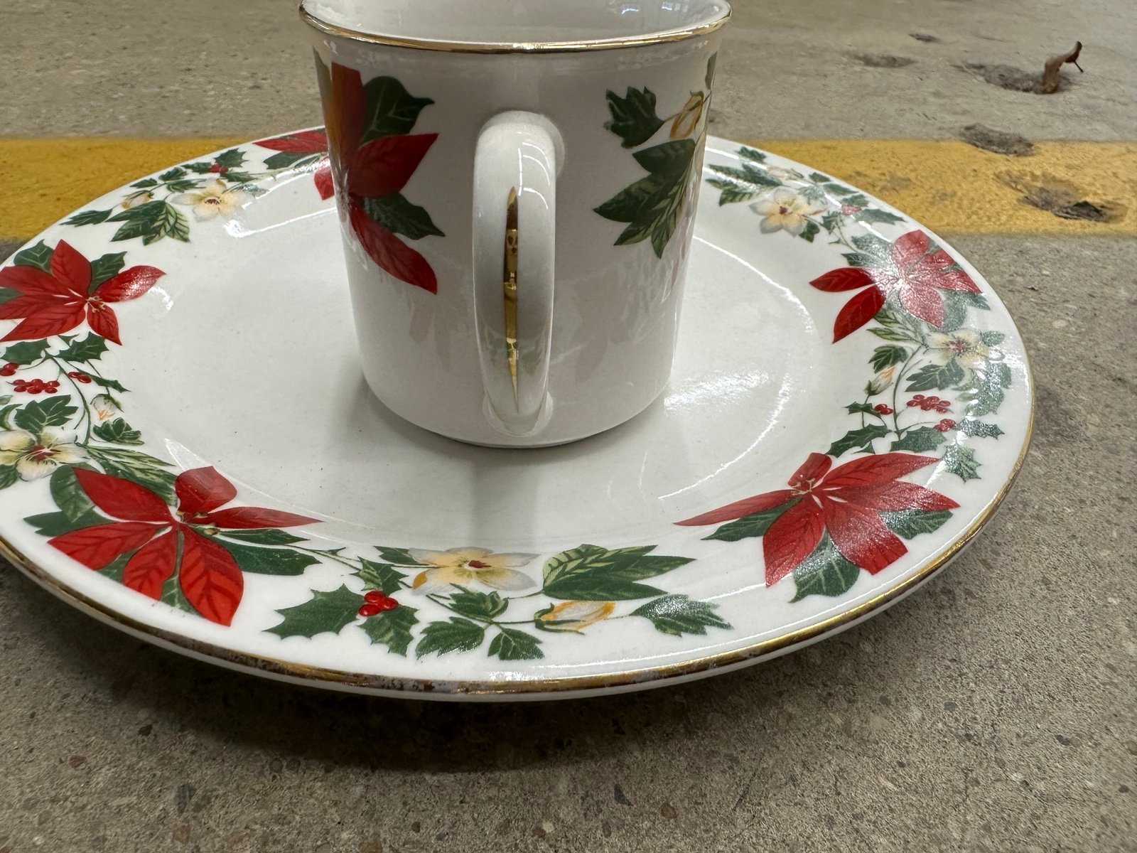 Vintage Christmas tea set