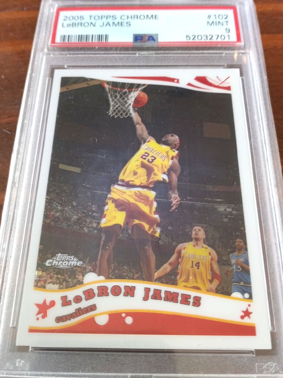 【希少】2005-06 Topps Chrome LeBron James 2005-06 Topps Chrome - LeBron James #102 Blue X-Fractor /90