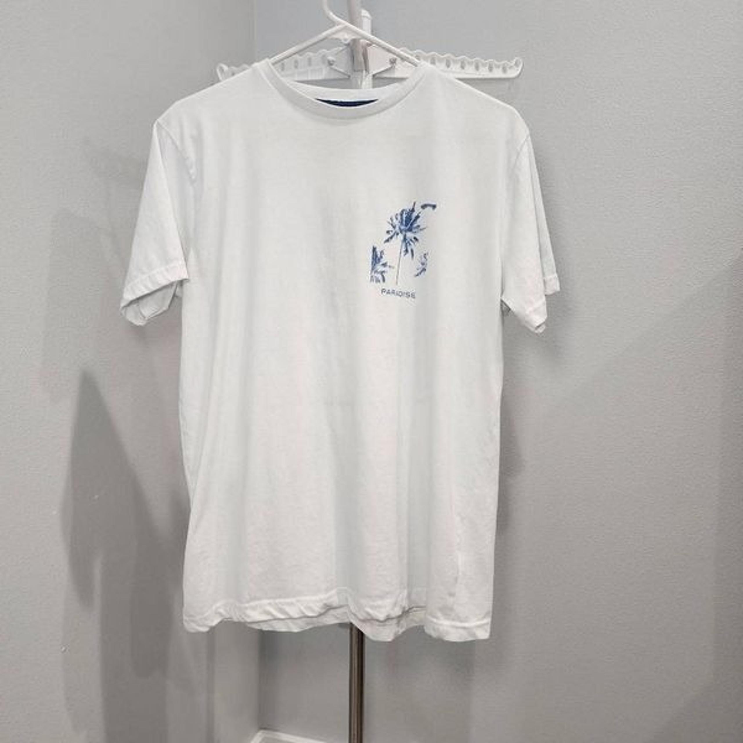 Denim & Flower Ricky Singh paradise” men's T-shirt Size Medium