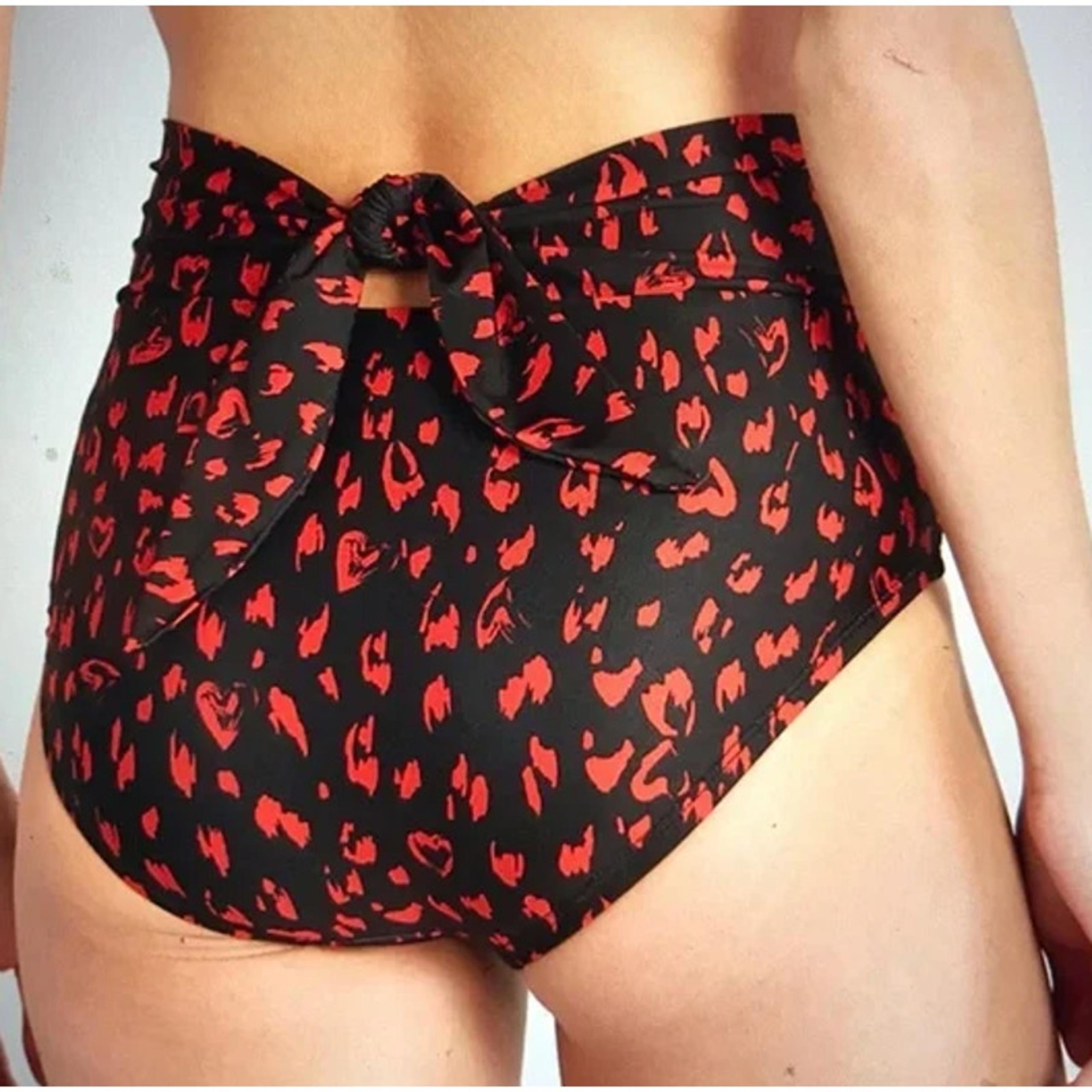 ModCloth Plus Size 2X Clarice High Waisted Bikini Bottom Swimwear Black Red Tie