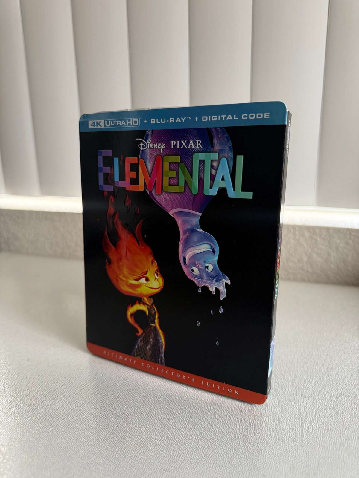 Elemental (2023) Disney Pixar Exclusive [4K Ultra HD + Blu-ray + Digital Code]