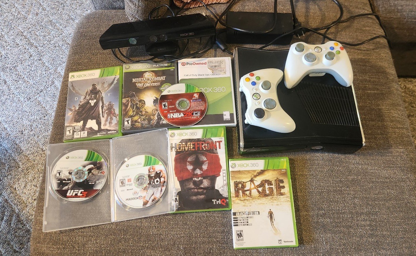 X BOX 360 LOT (BIN X)
