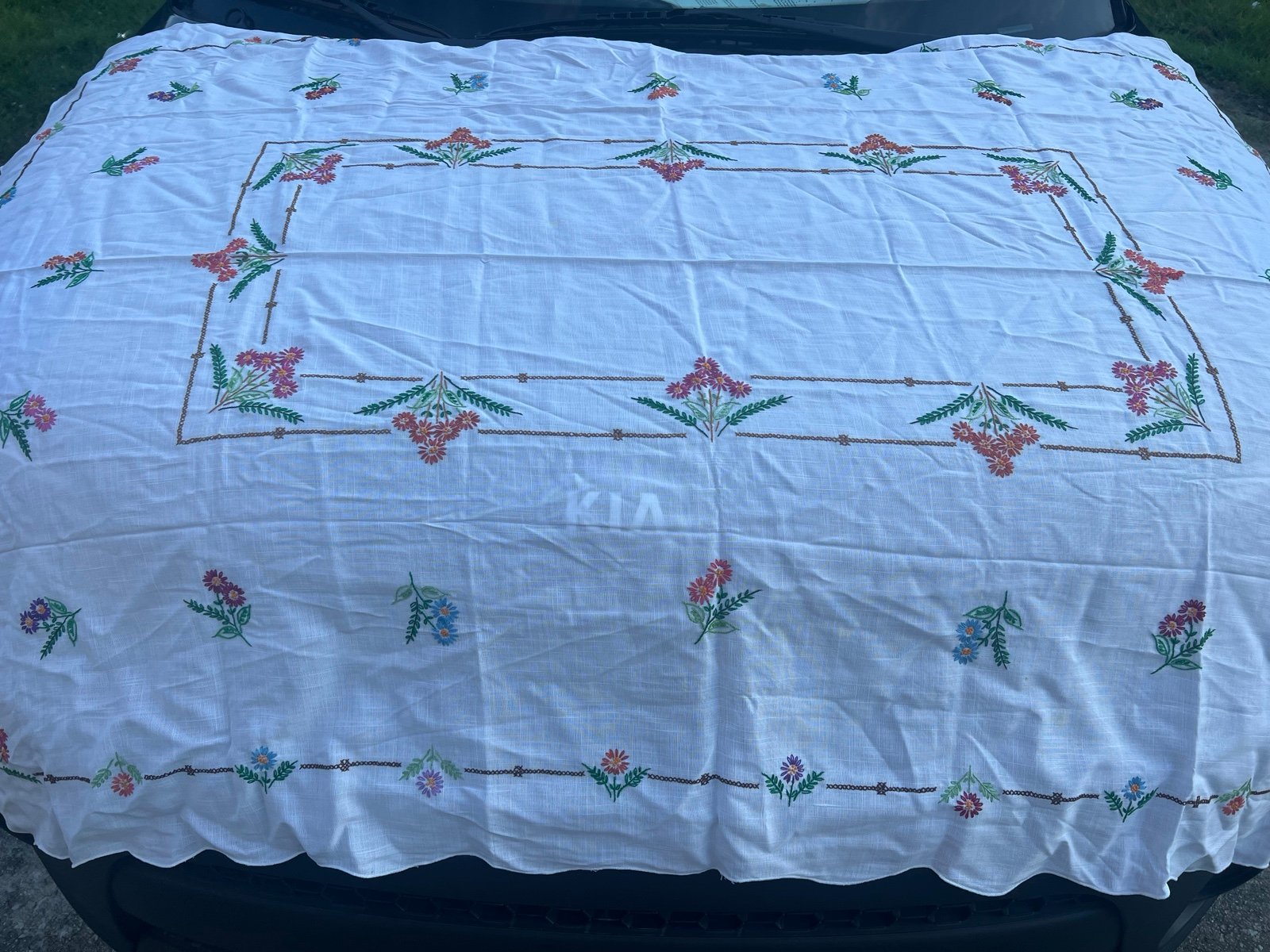 Hand Embroidered Floral Rectangular Tablecloth