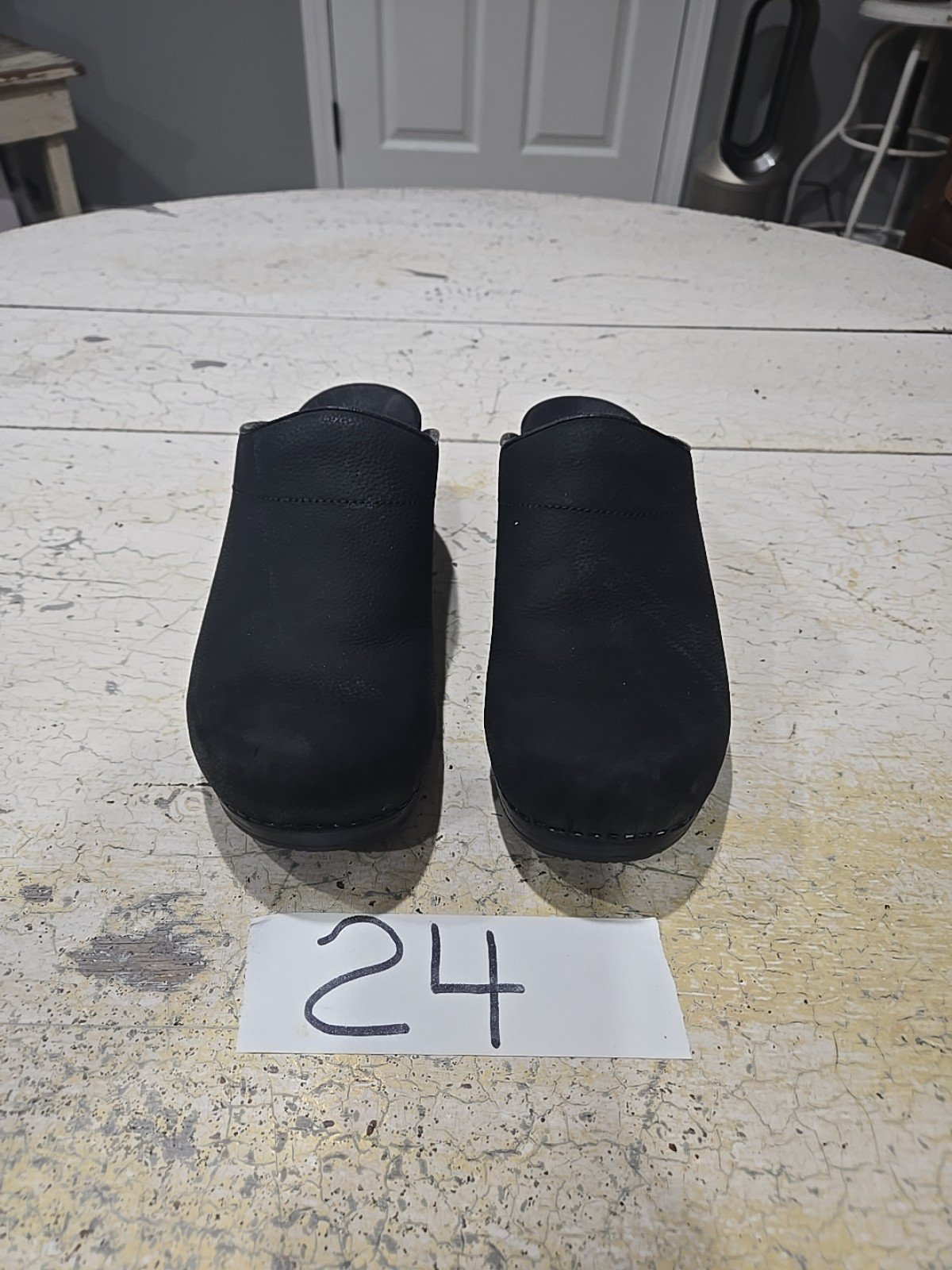 Sanita mules