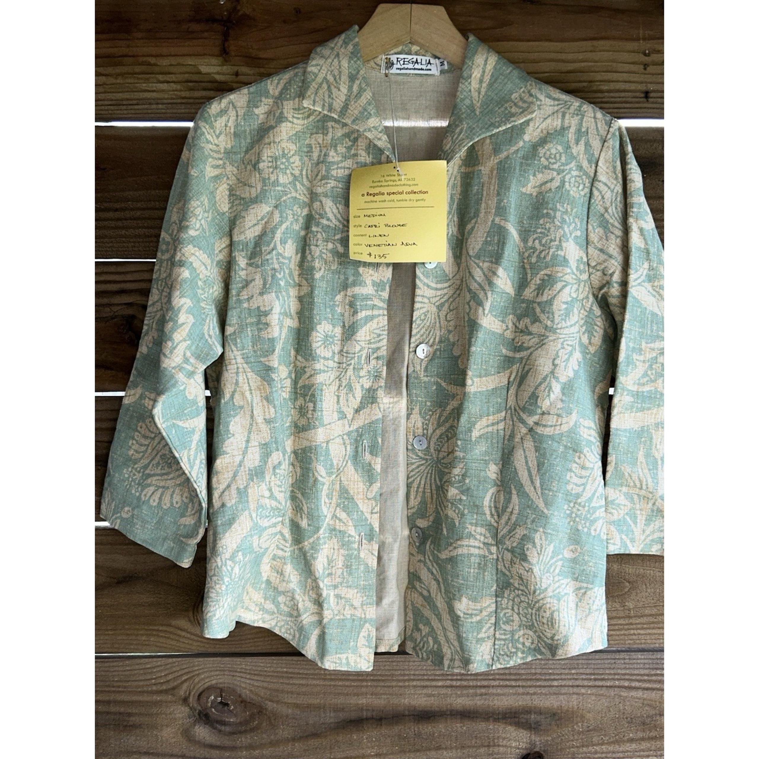 $135 NEW REGALIA Capri Blouse Flax Linen Blue Floral Medium