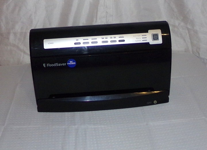 FoodSaver V3460 Vacuum Sealing System