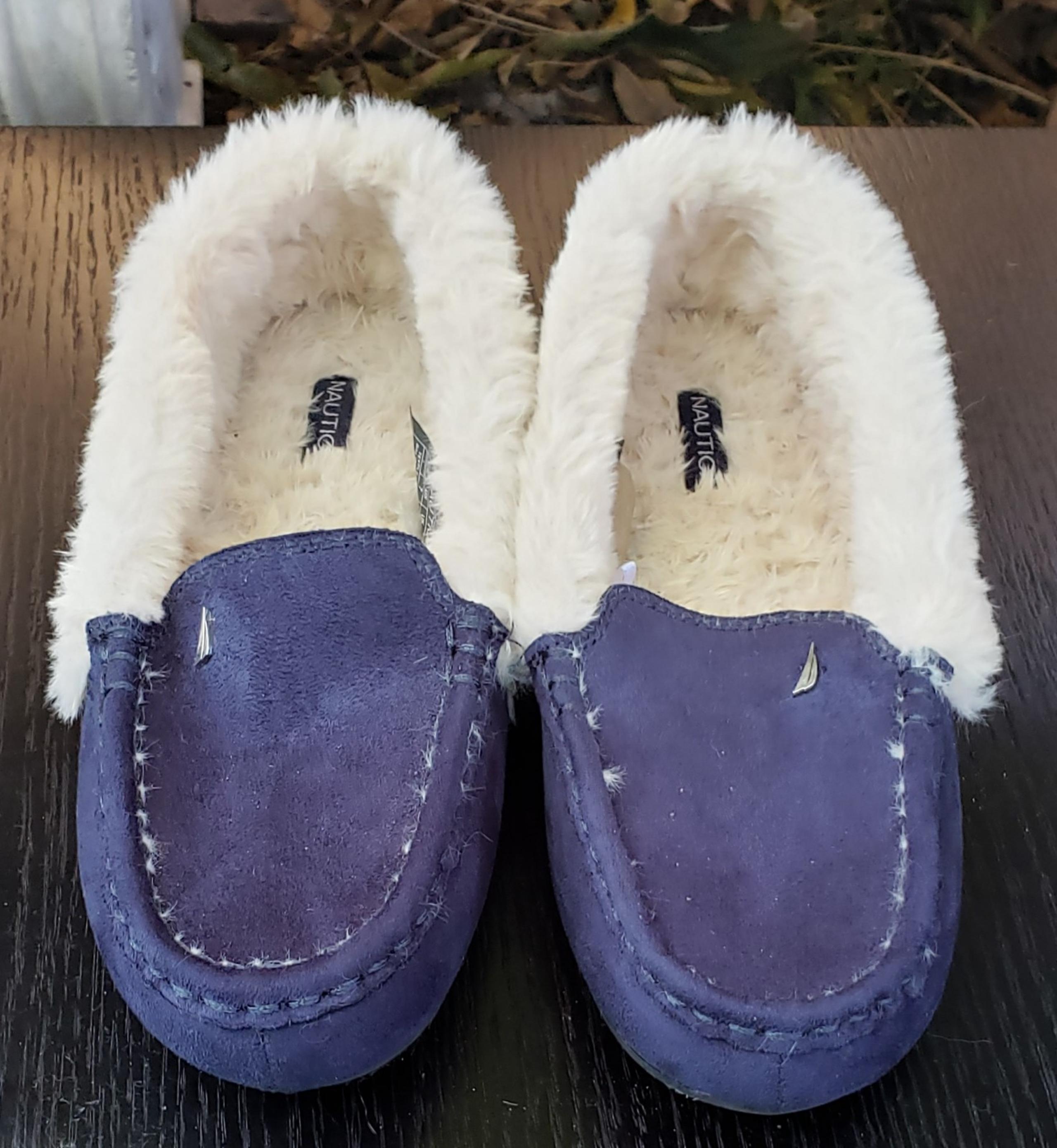 Nautica Clearwater Fold Faux Fur Women's Moccasin Slippers Blue Size 7 Slip On.