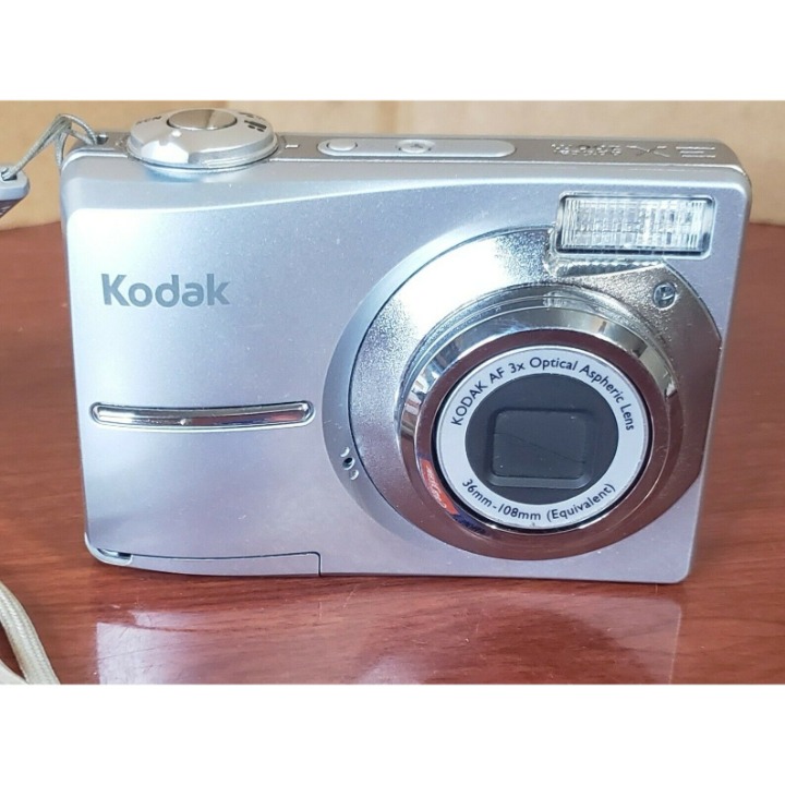 Kodak Easy-Share C913 9.2Mp Digital Camera