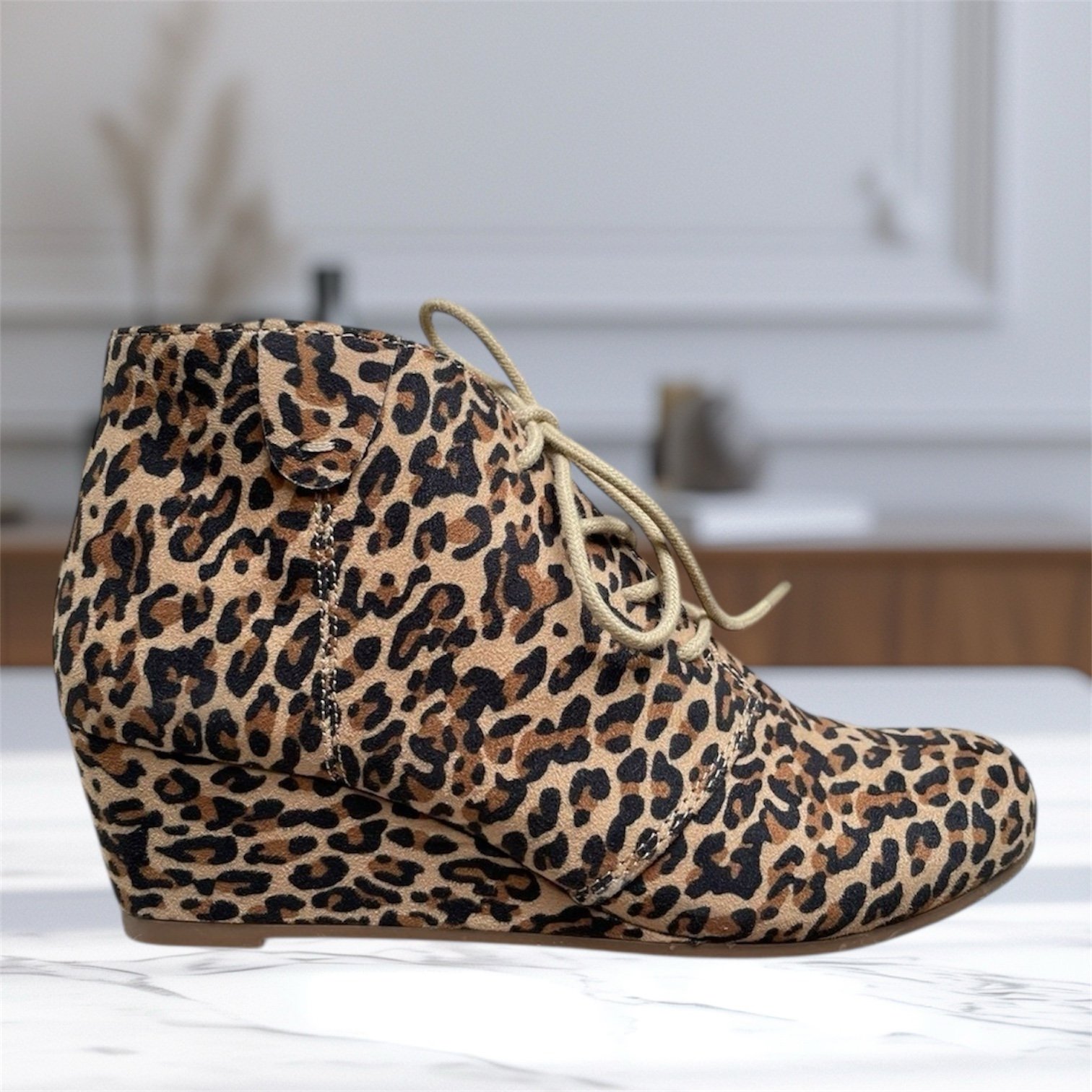 DV8 Dolce Vita Brady Leopard Booties Boots Shoes PRICE FIRM