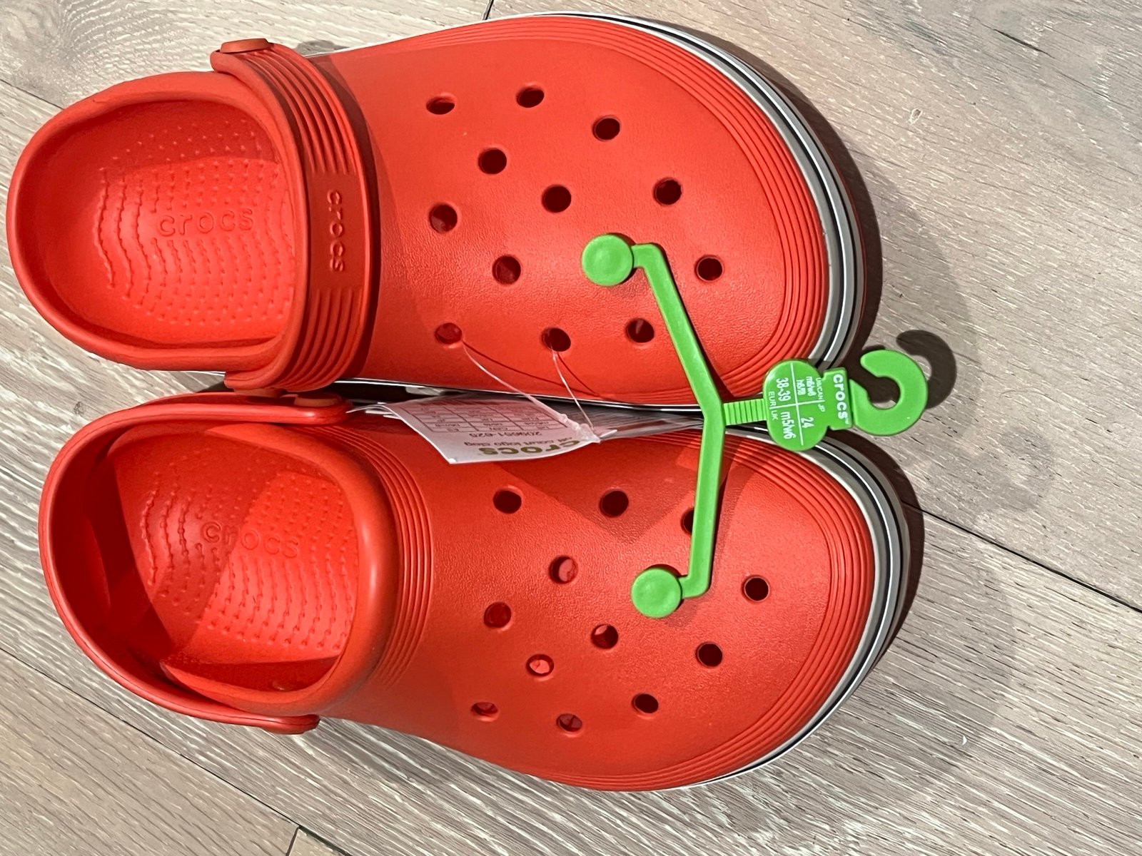 Crocs off court logo men 6 women 8