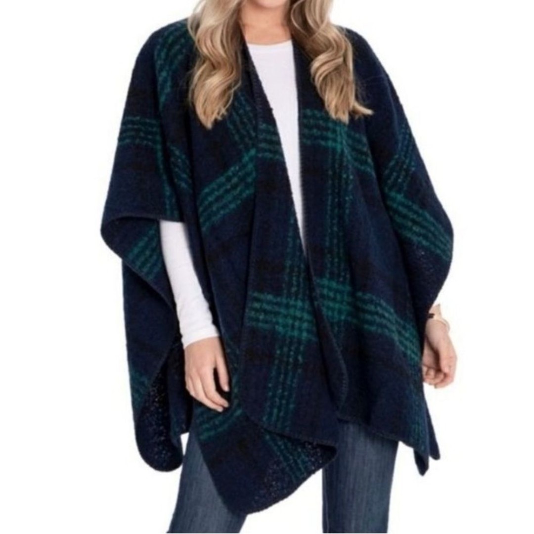 WOOLRICH Plaid Boucle Shawl Poncho in Navy/Green One Size