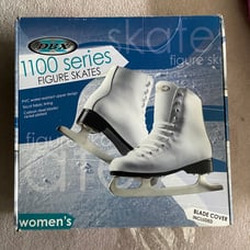 DBX 1100 Figure Skates