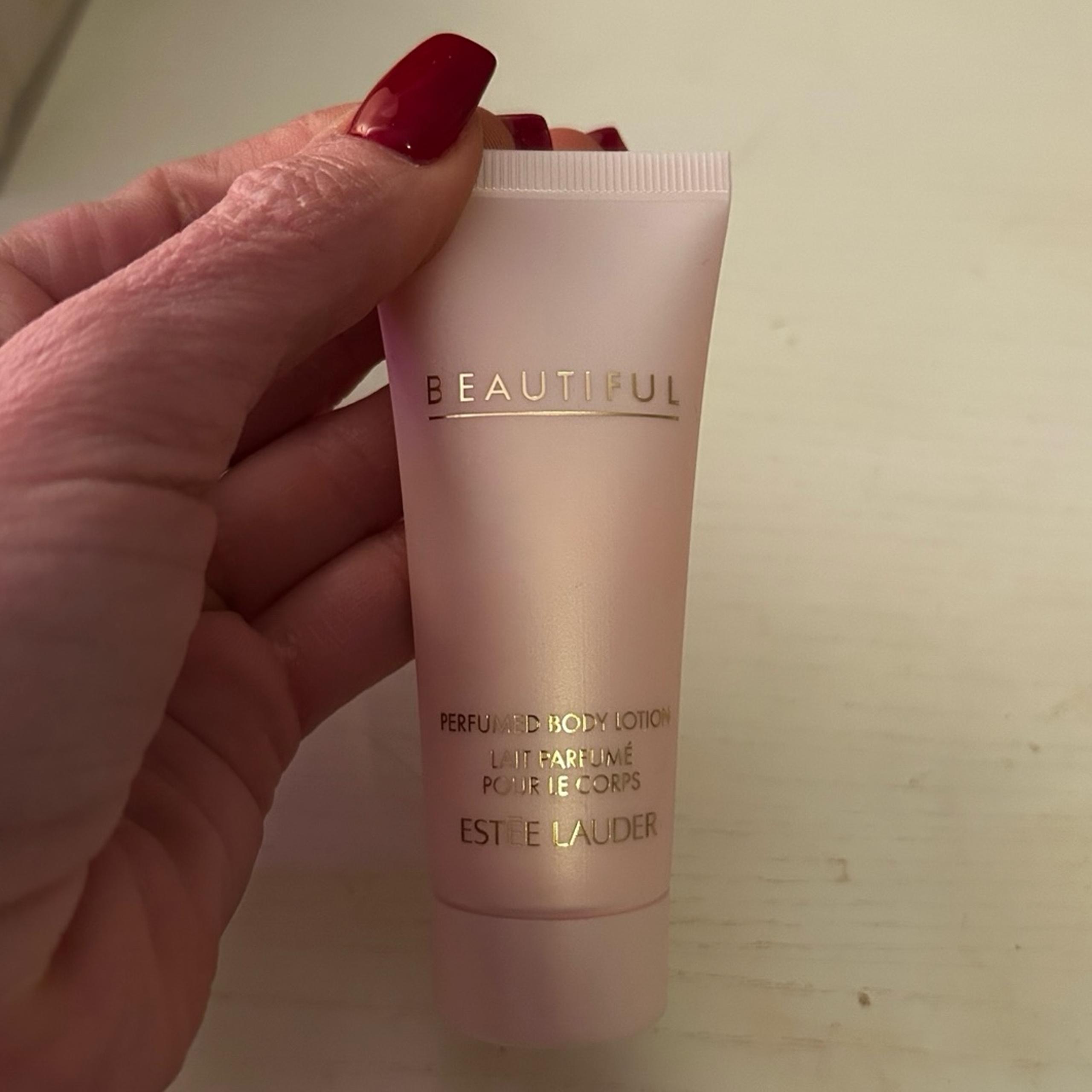 Estee Lauder Beautiful Perfumed Body Lotion 1 oz Travel Size Bottle