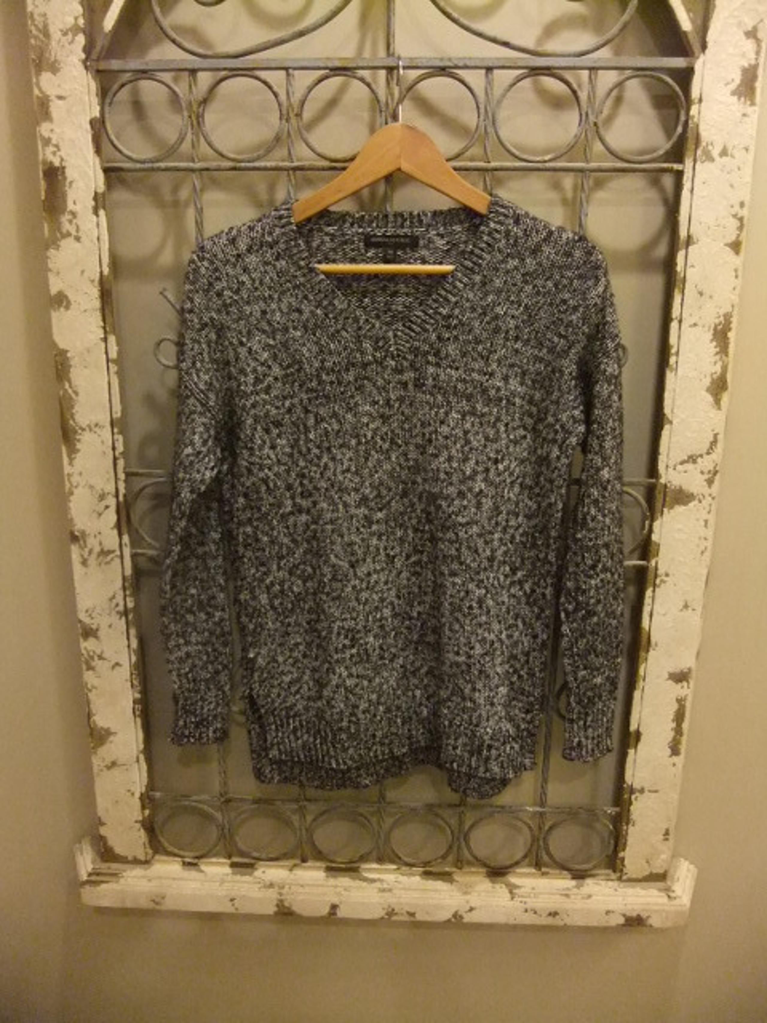BANANA REPUBLIC WOMEN V-NECK KNIT PULLOVER TOP-SZ. XS