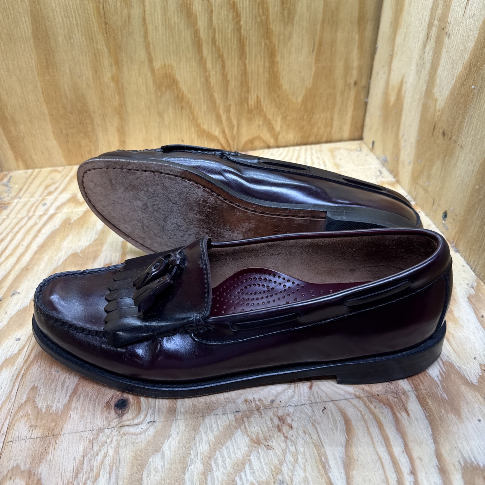 GH Bass Weejuns Loafers Mens 11.5D Burgundy Leather Tassel Slip On Shoes Grad