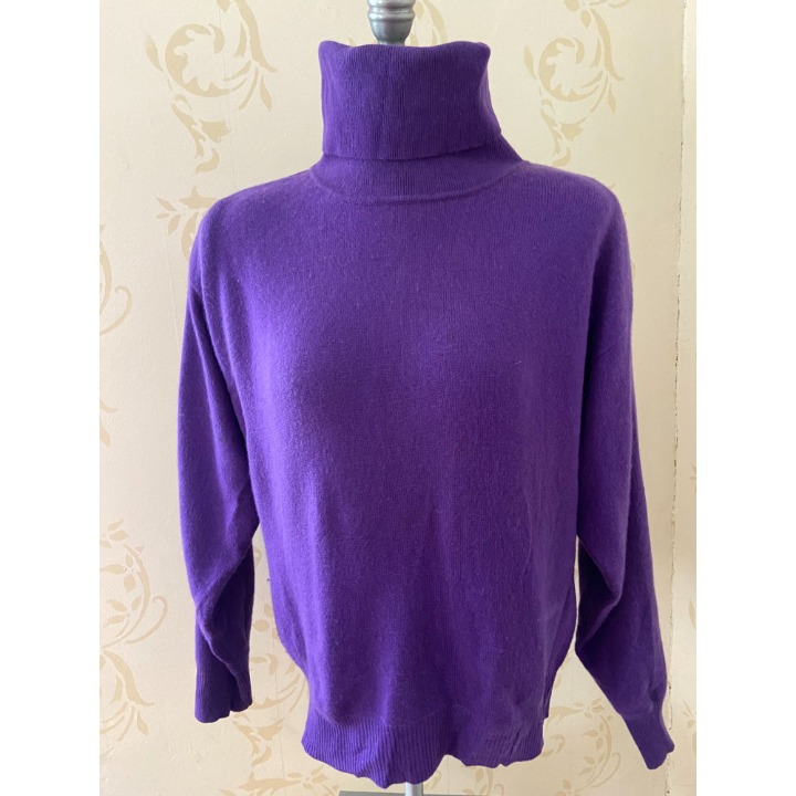 Ladies Large Bloomingdales Purple 100% Cashmere Turtleneck Sweater