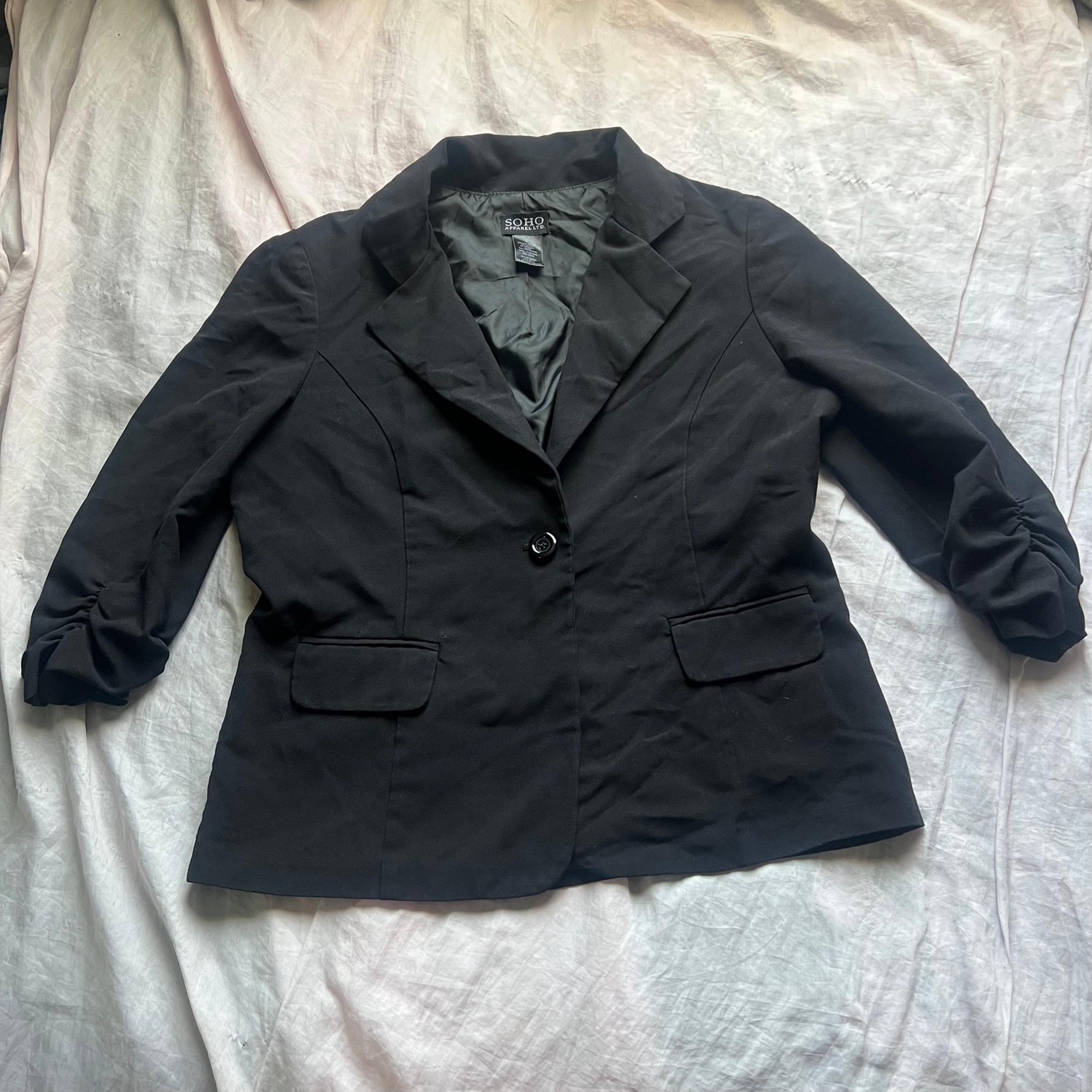 Soho Apparel Black Blazer