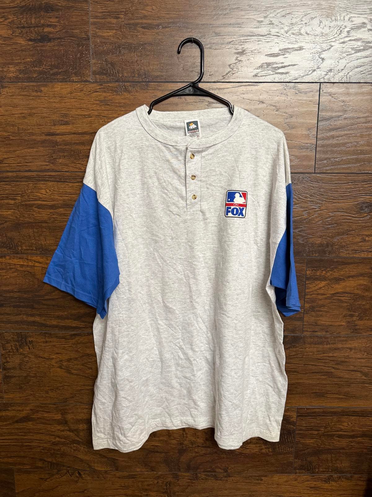 MLB on FOX Henley T-shirt - Fox Sports Baseball Tee XL