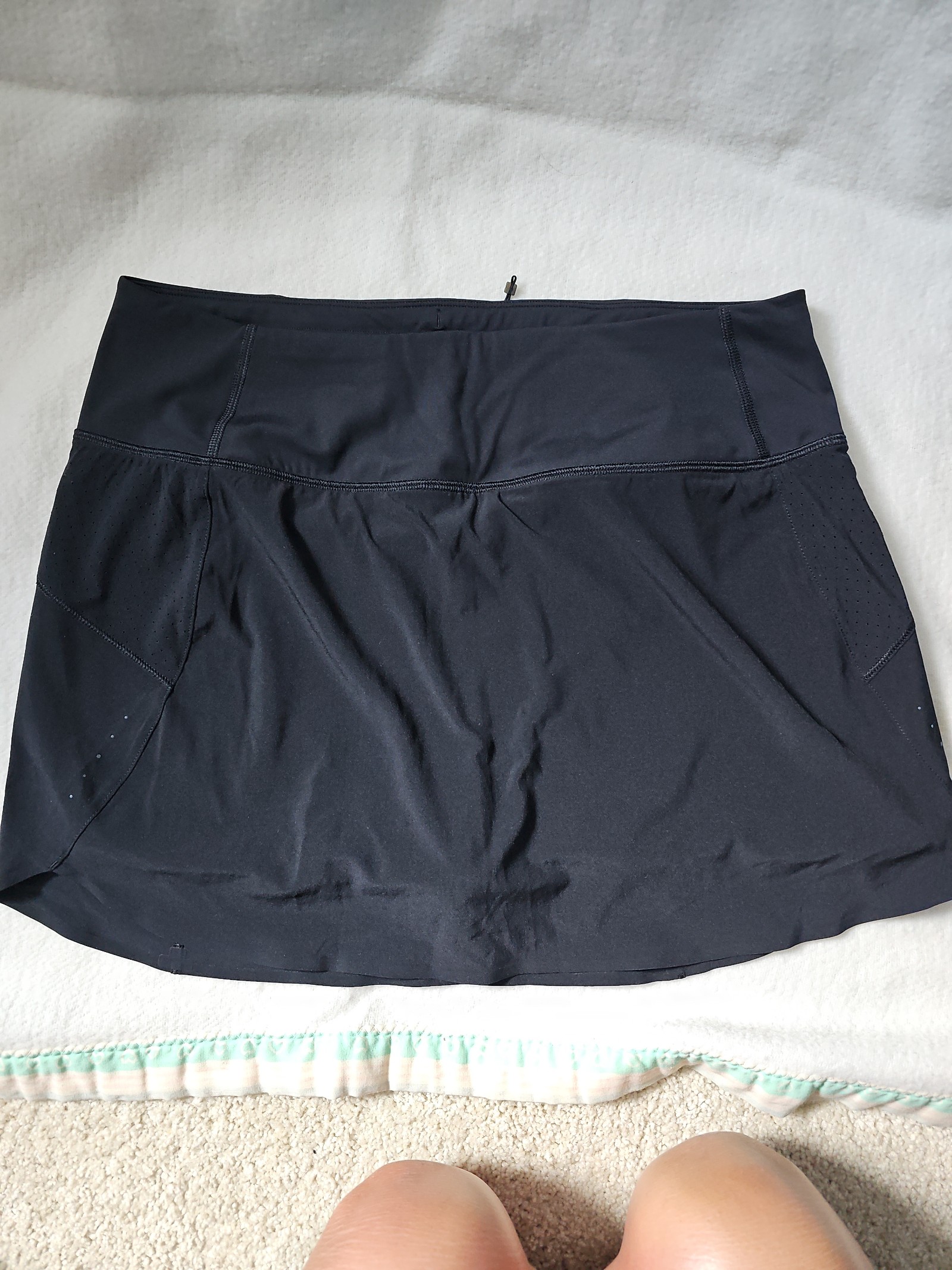Athleta Run With It Skort