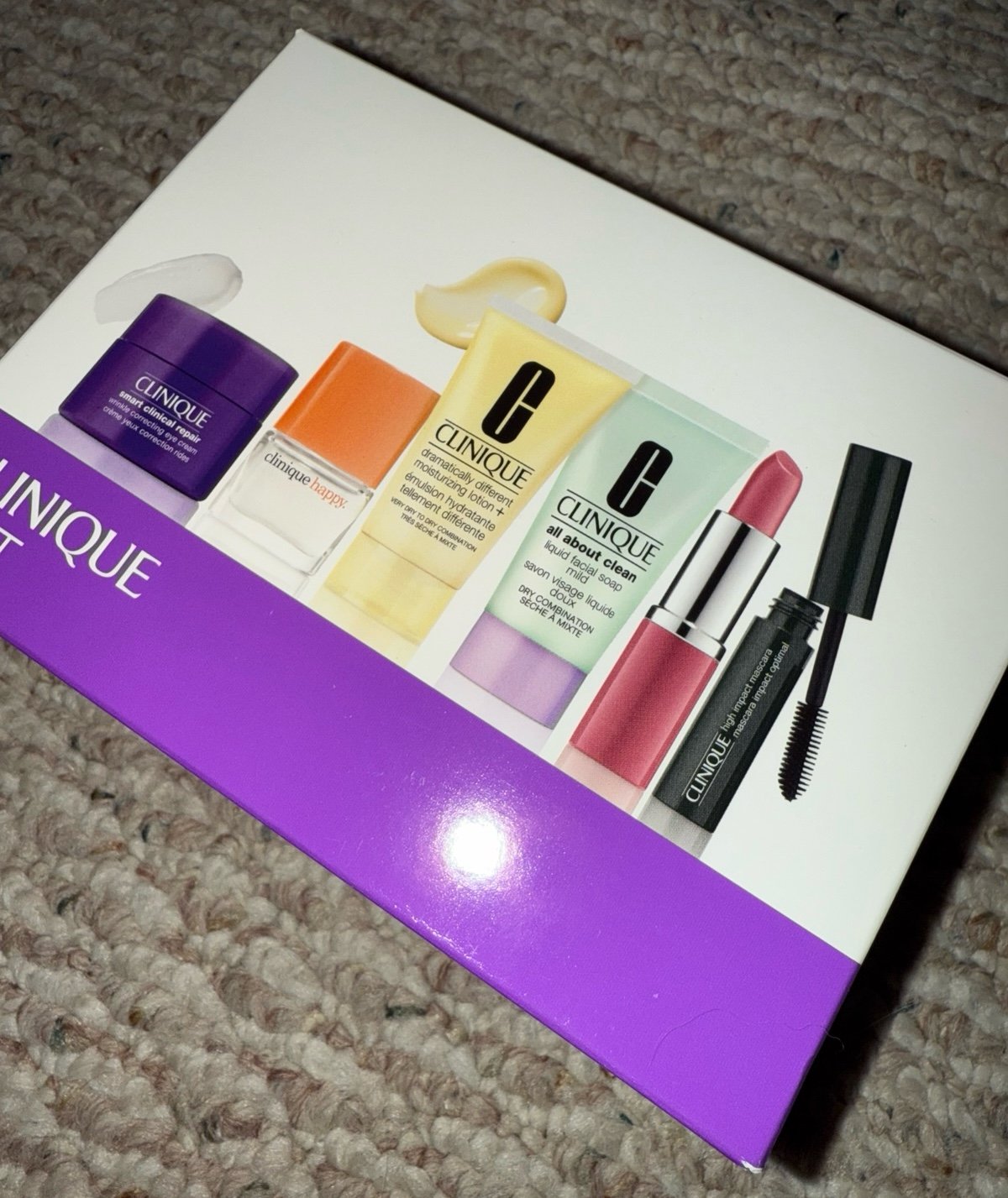 Clinique 6 Pcs Skincare Makeup Gift Set Cleanser, Mascara, Lipstick etc.. New