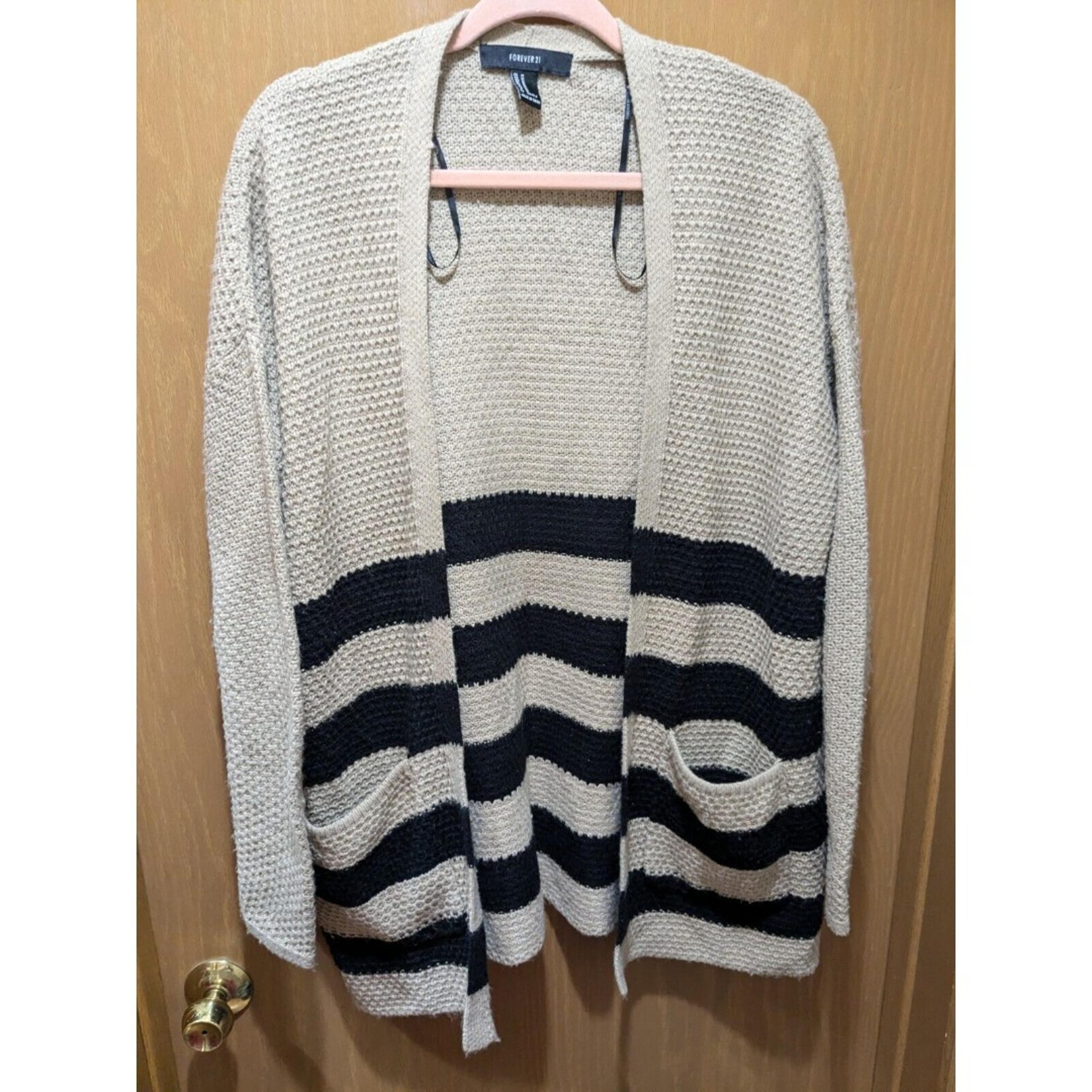 Forever 21 Medium Knit Cardigan