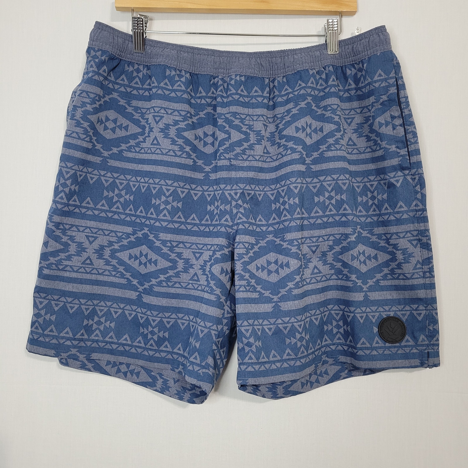 Chubbies Thighbrids hybrid gym-swim shorts 7 size XXL blue southwestern print