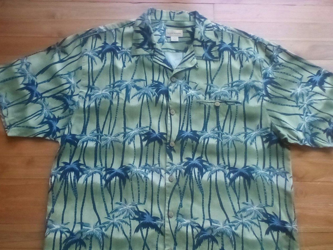 ISLAND PARADISE Shirt; LIKE-NEW'; NO TAGS; STUNNING ; Size: L