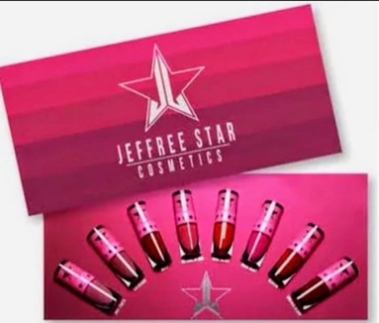 口紅 Jeffree Star Love me. Love me not. Jeffree Star Love Me Love Me Not Mini Velour Lipstick Set