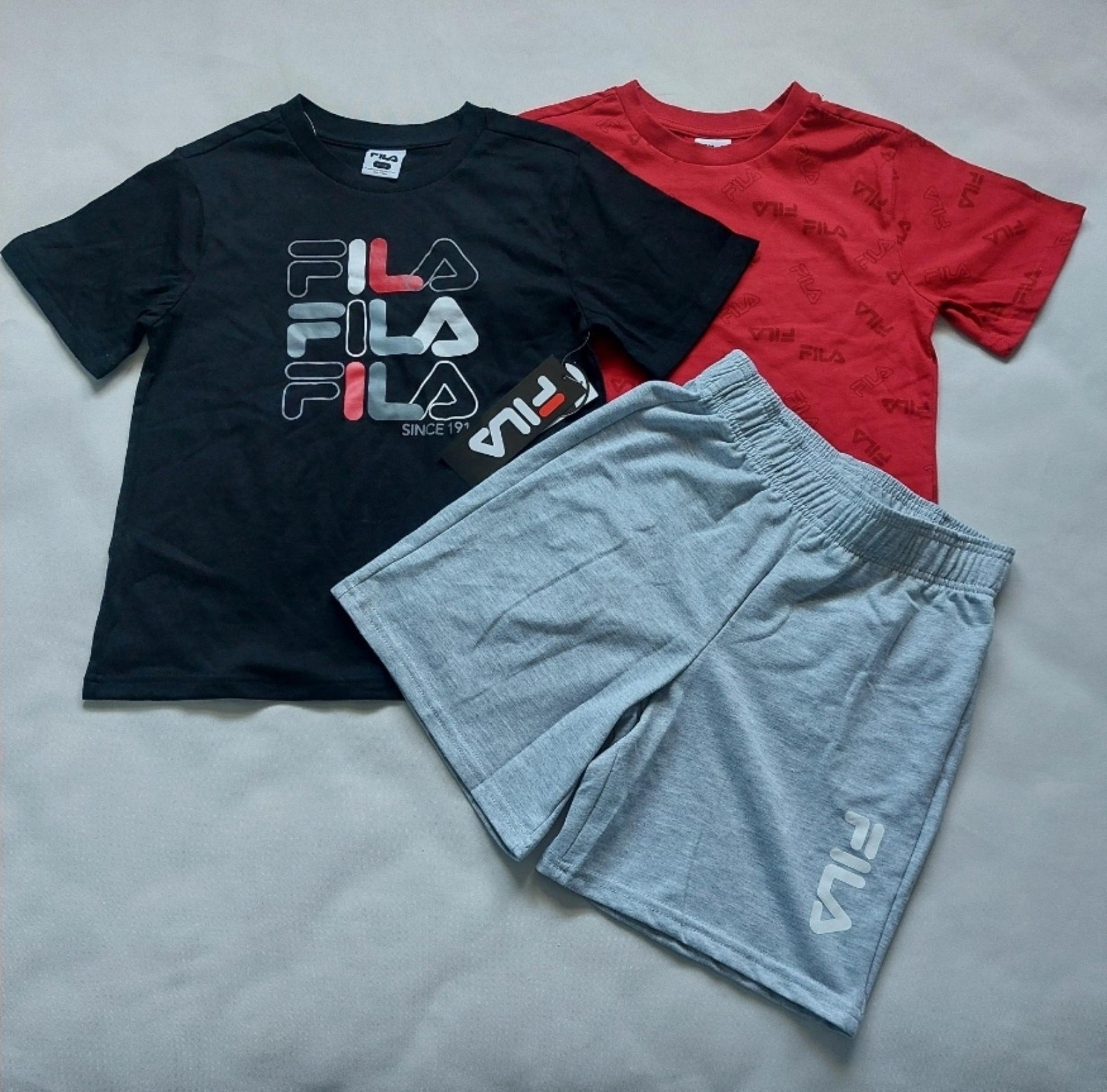 Fila  Aol Boy Tee Logo 3 Piece active Set Tank Shorts Black Red Gray Size M 10