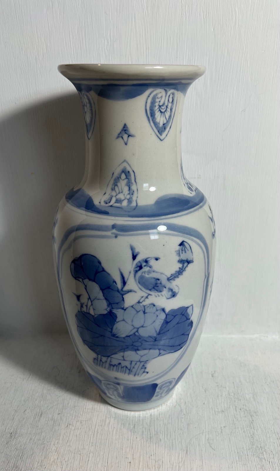Vintage Chinese Blue & White Floral Bird Vase