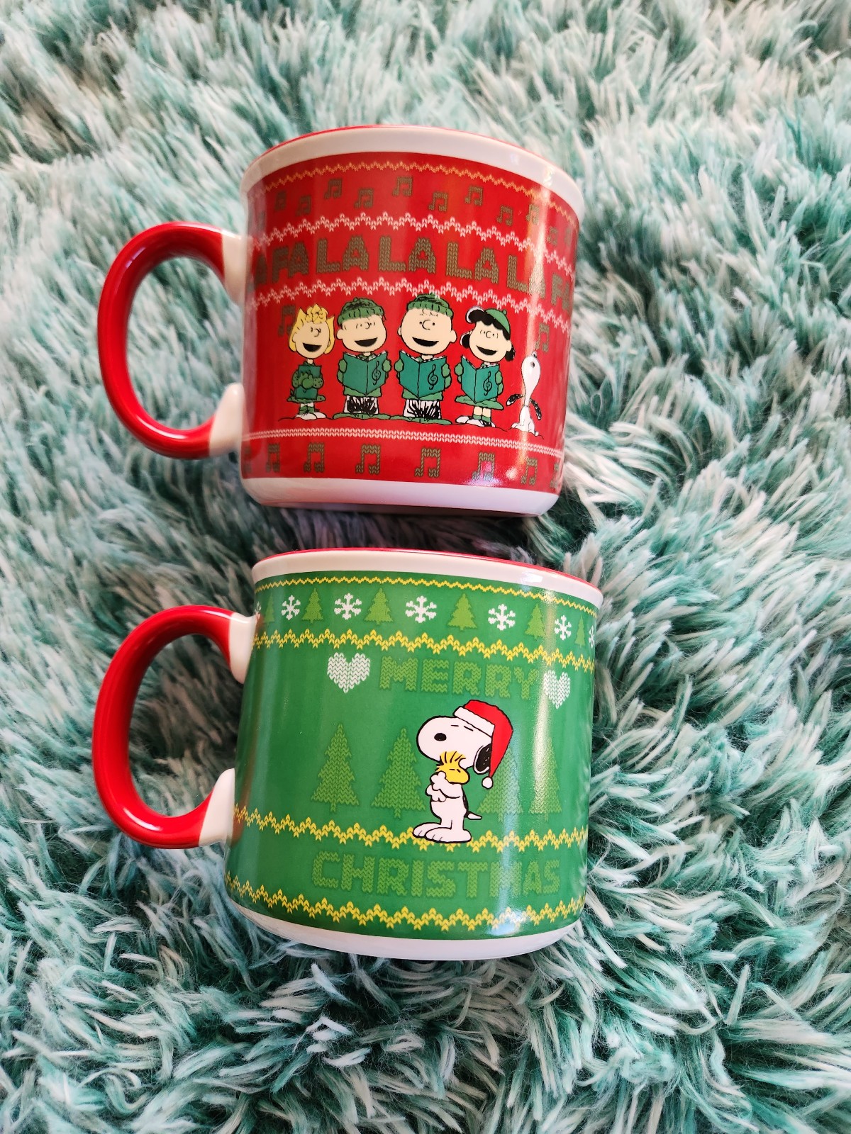 Peanuts Christmas Mug Bundle 21 Oz New Snoopy and Charlie brown