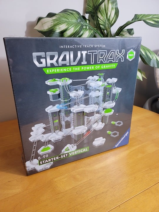 Gravitrax Vertical Starter Set Pro-Brand New