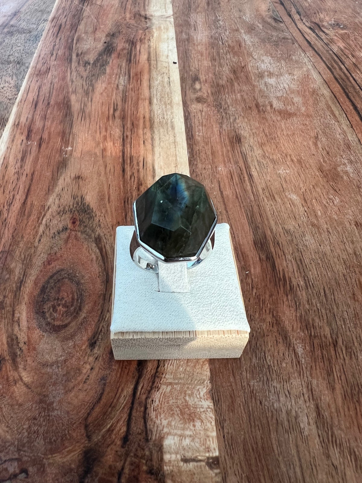 Labradorite ring