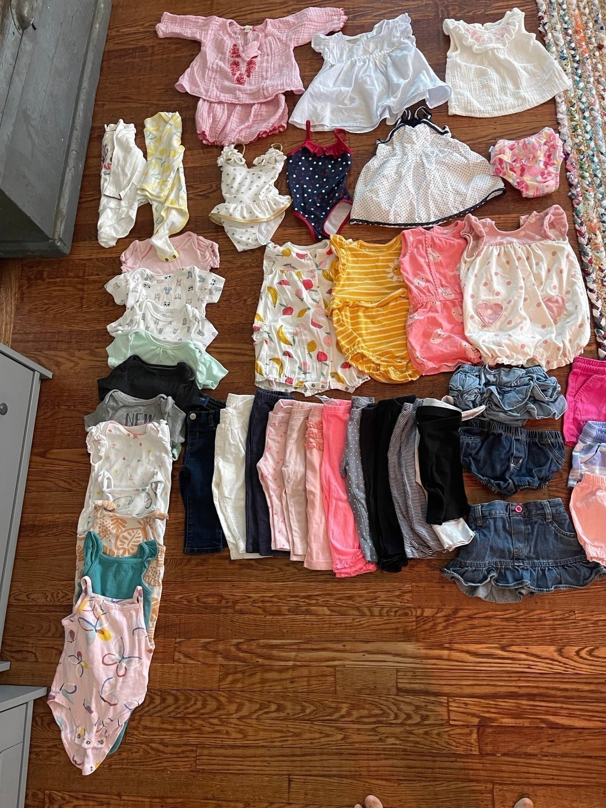 12 month Summer/Spring Clothes Bundle - 43 pieces