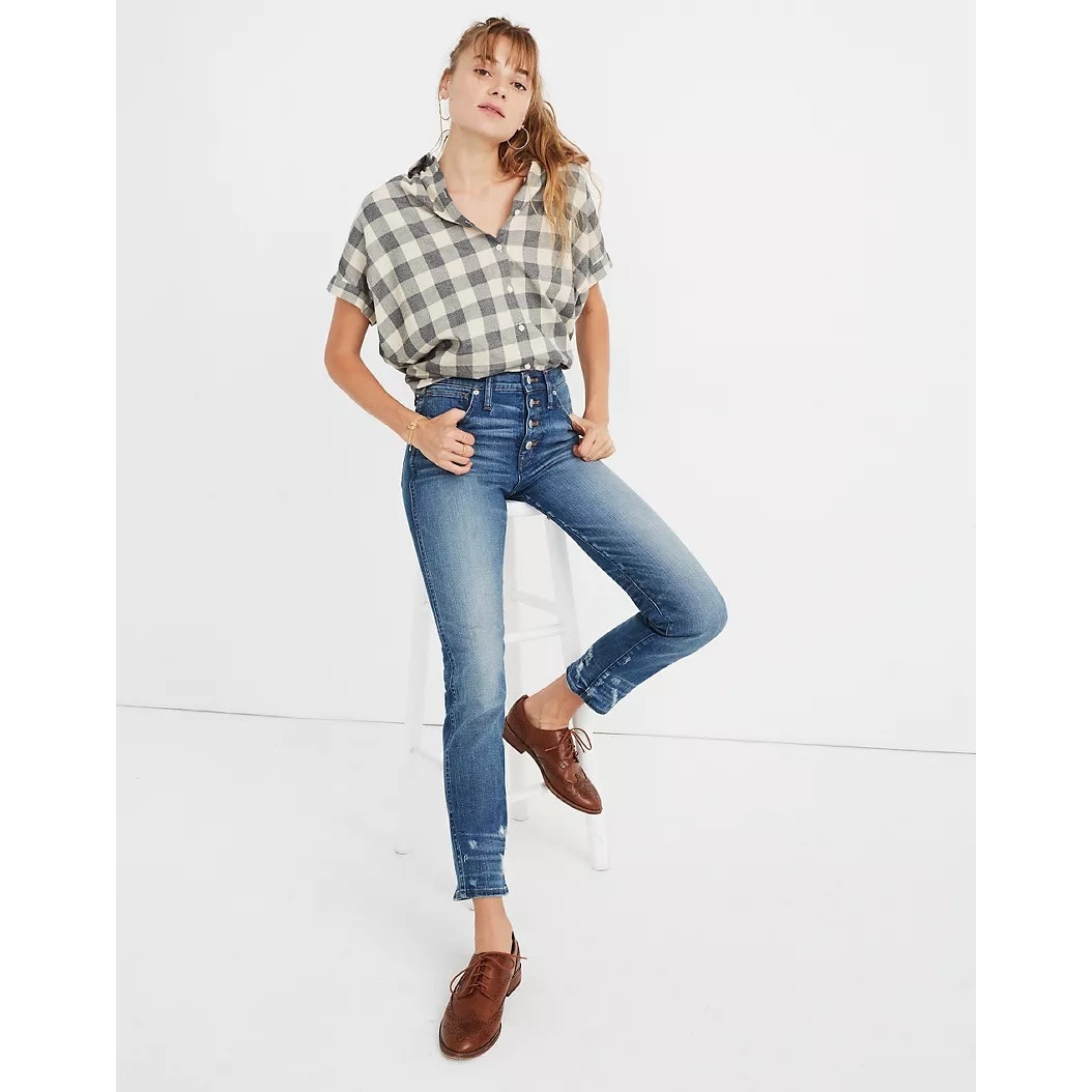 Madewell Women's 24 Slim Straight Jeans: Distressed Button-Front Edition