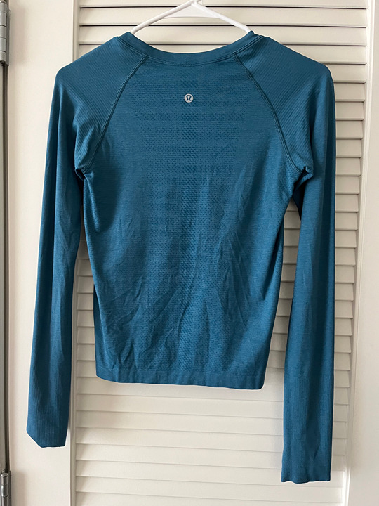 Lululemon Swiftly Long Sleeve 2.0 Race, Capri/Capture Blue - Size 4, EUC