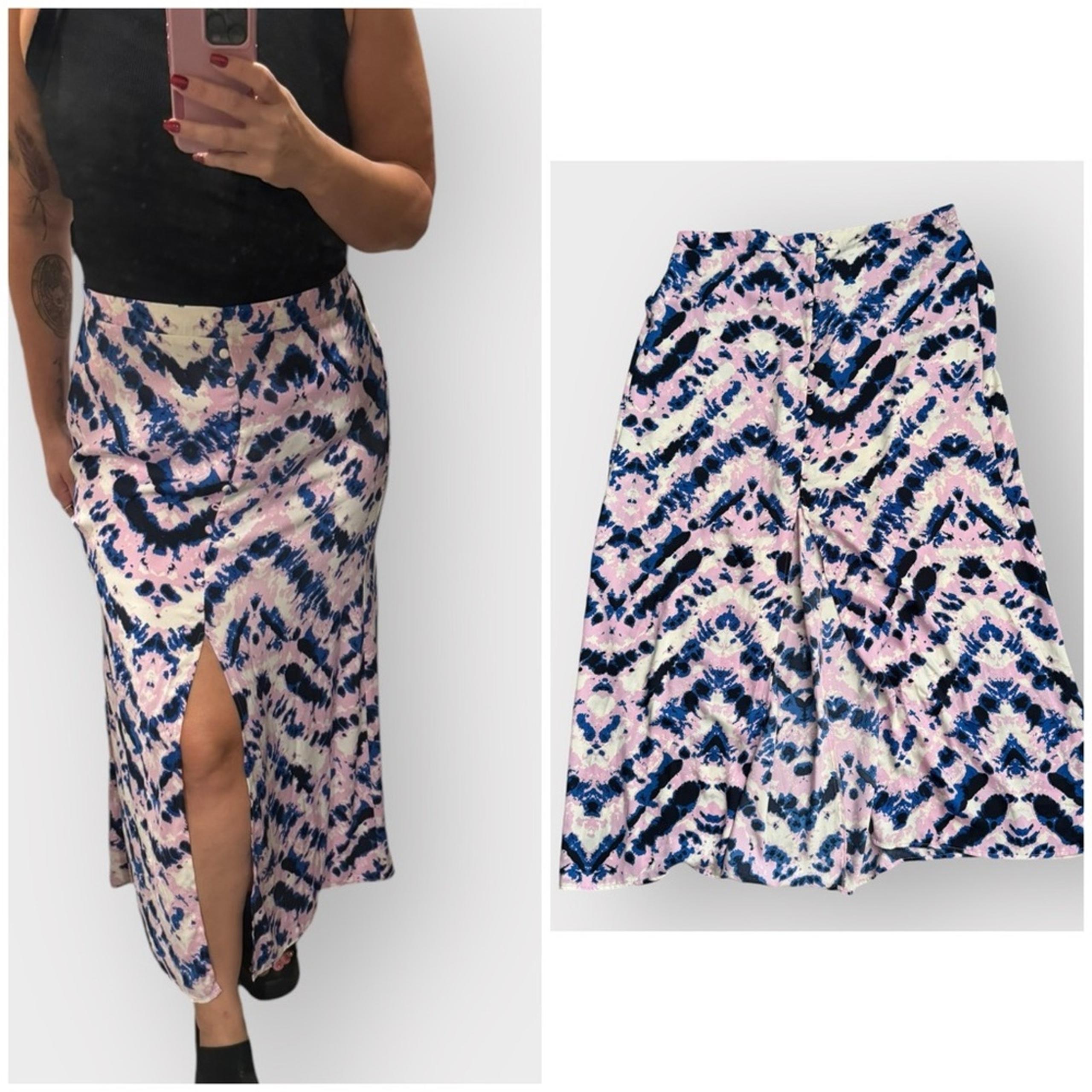 Laundry by Shelli Segal tie dye maxi skirt
