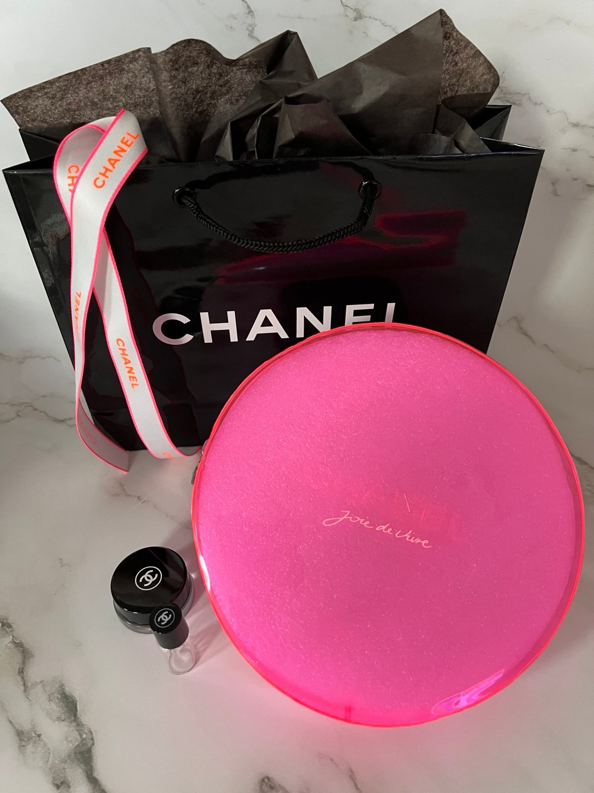 Chanel Beaute Limited Edition Cosmetic Pouch bundle