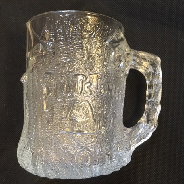 1993 Flinstones glass mug special editio