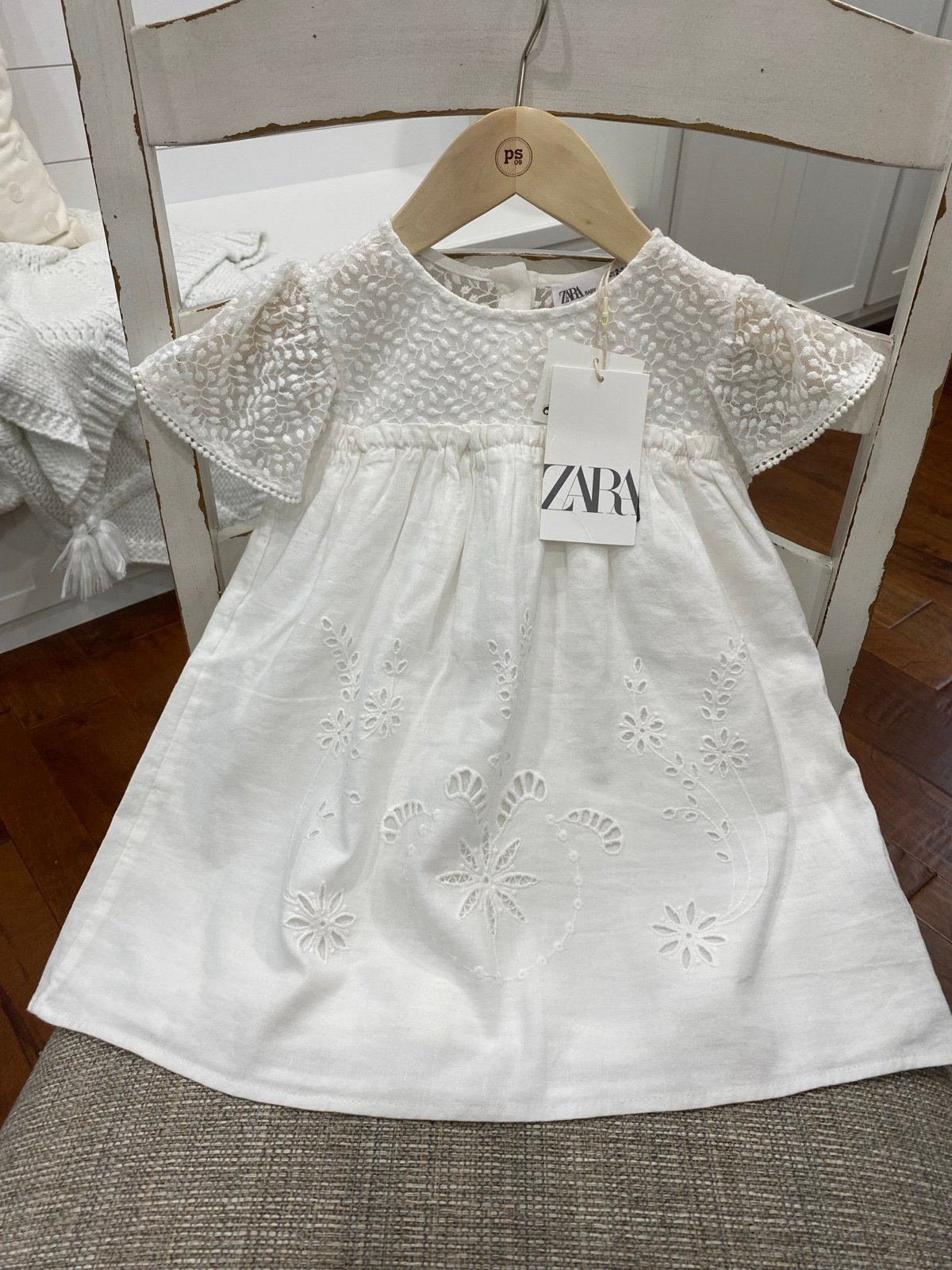 New beautiful Zara dress