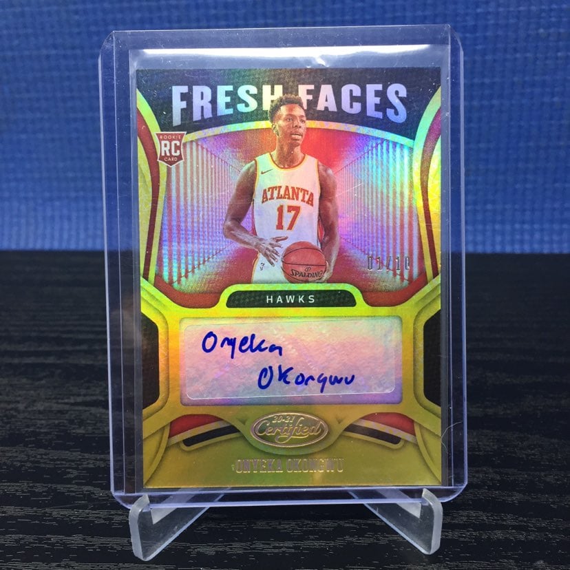 Onyeka okongwu gold auto #/10