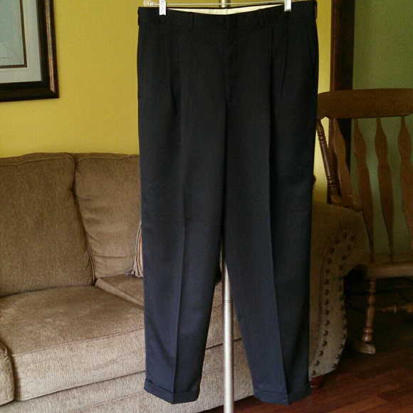 Men's Black Farah Front Pleat Black Dress Pants