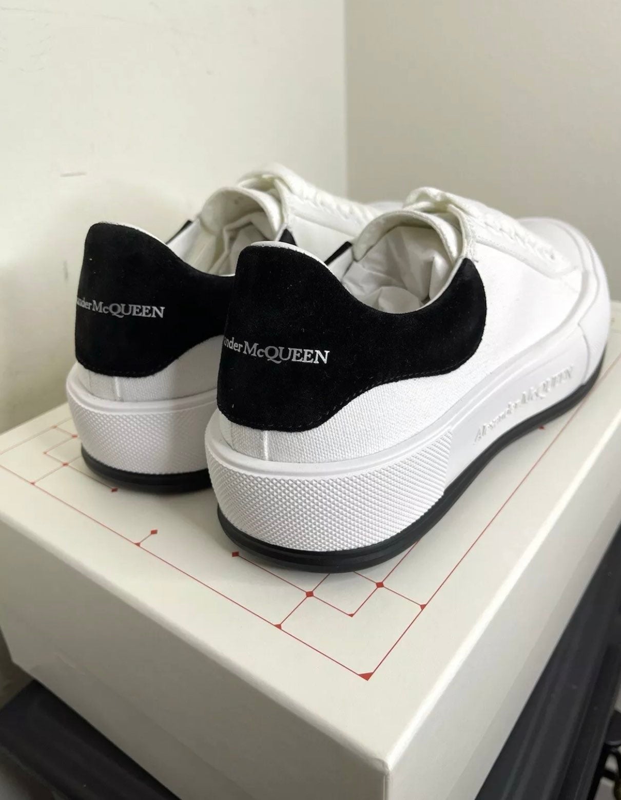 Alexander McQueen Men Shoes - detail