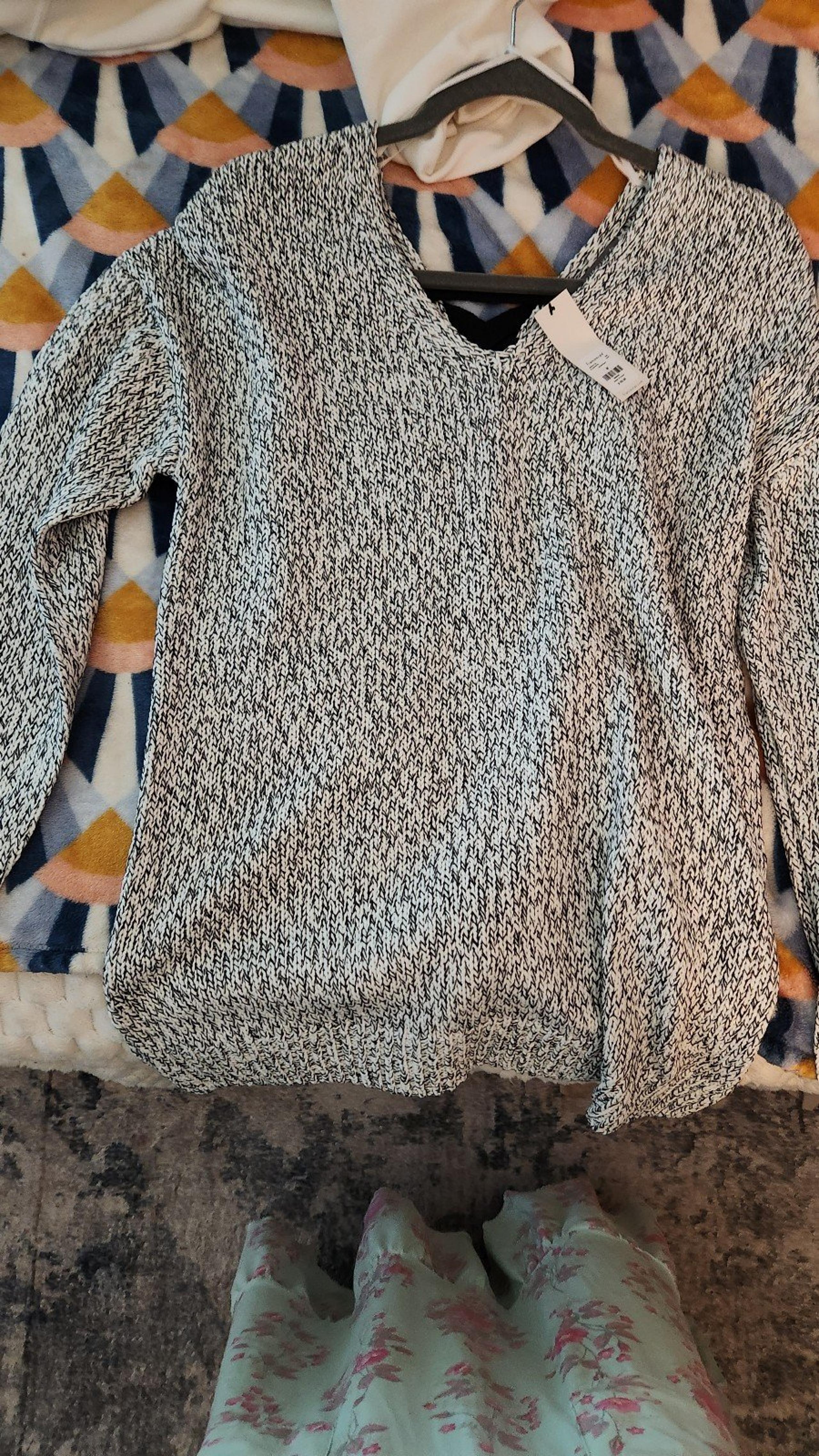 Nwt francesca's sweater