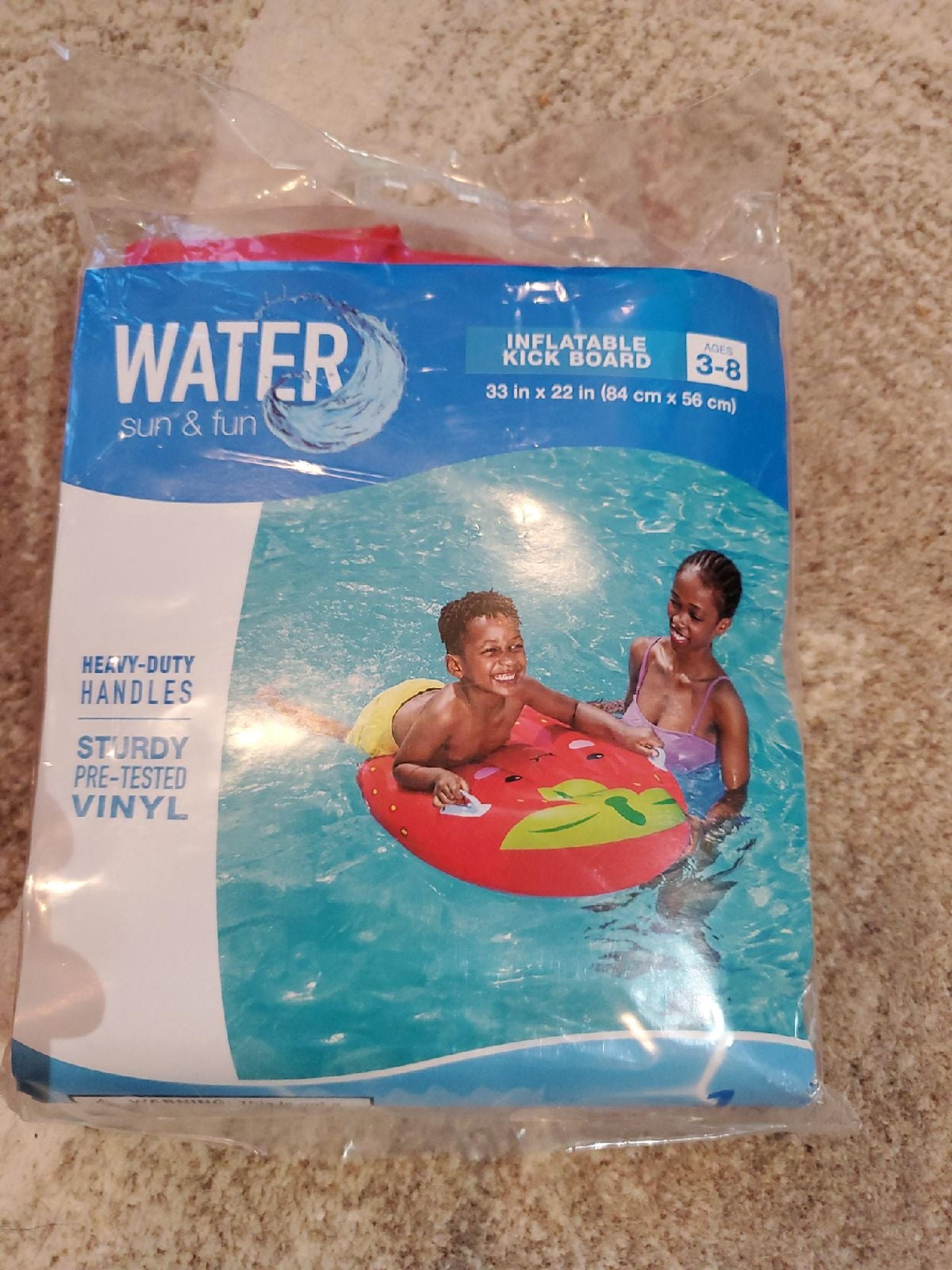 Water Sun & Fun Inflatable Kick Board green ages 3-8 - Summer Escapes