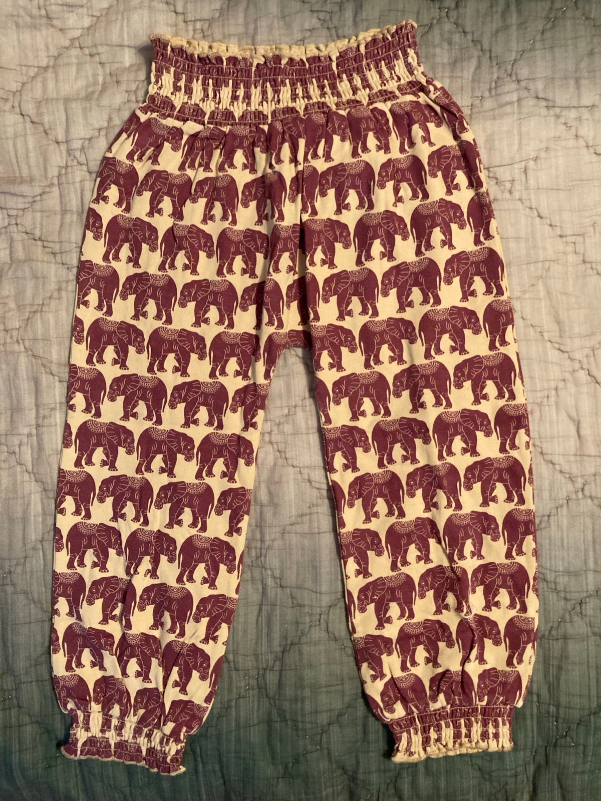 Kate Quinn pants