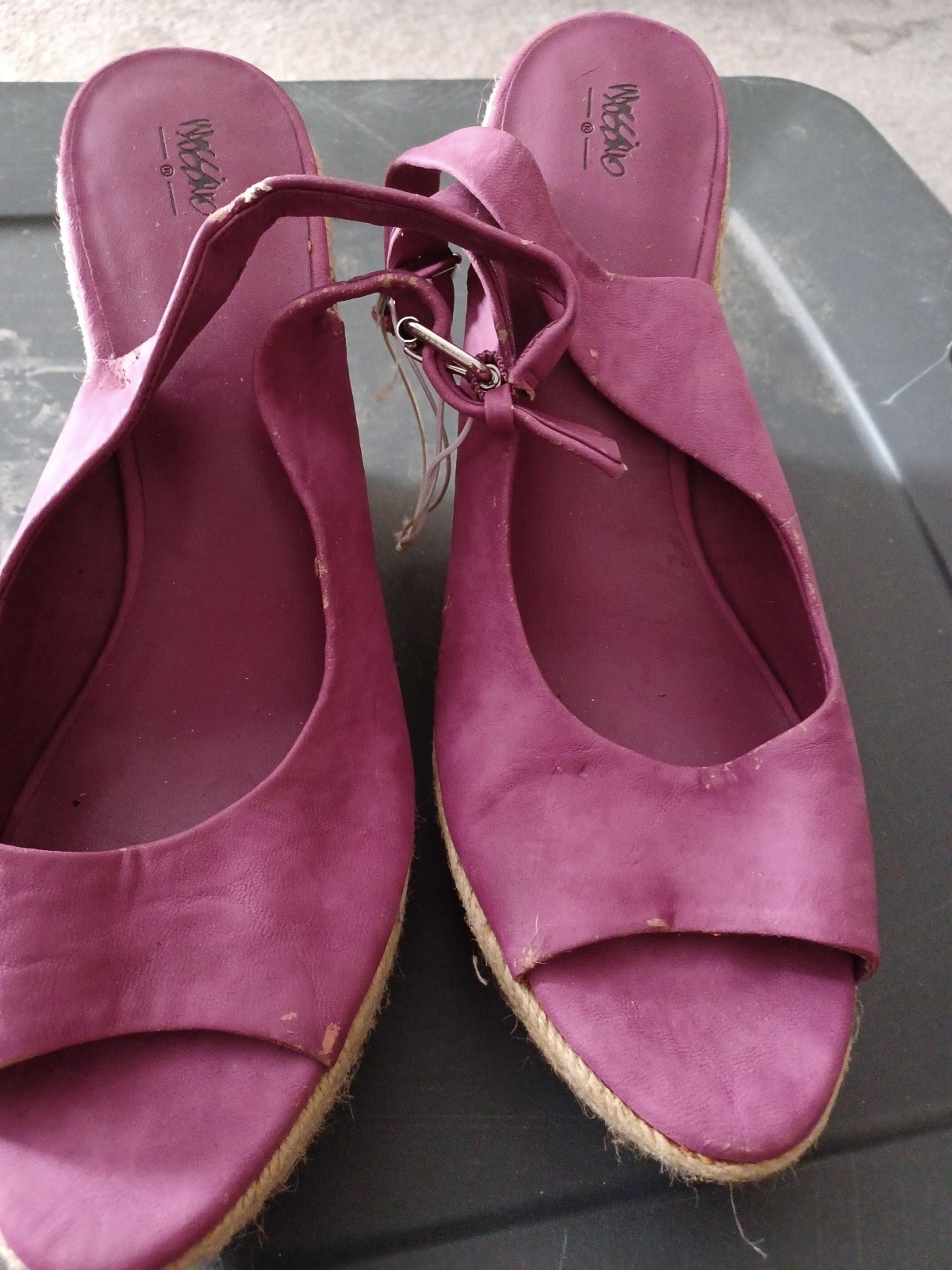 Women Shoes size 9