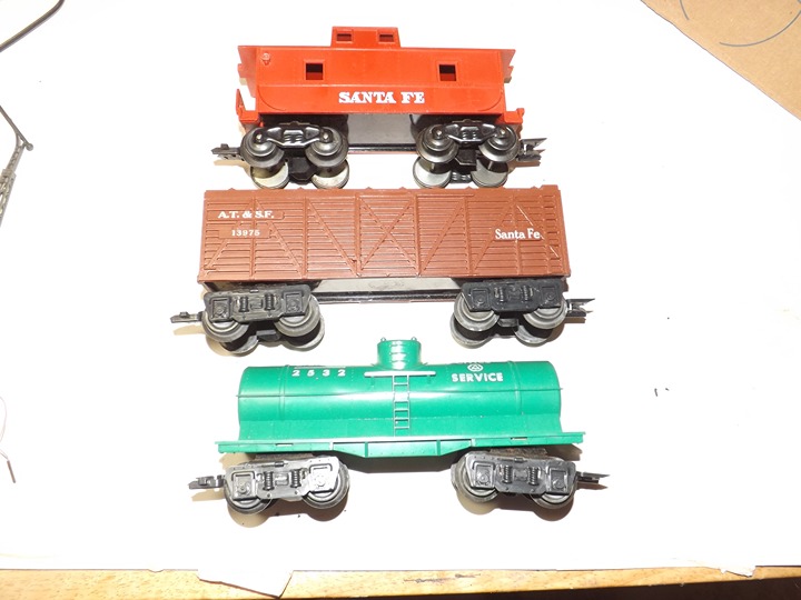 MARX O DELUX FREIGHT CARS TANK,CATTLE ,CABOOSE