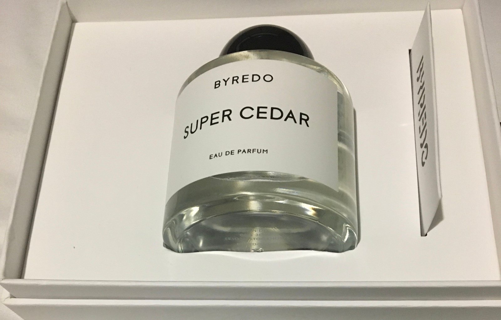 Byredo super Cedar perfume