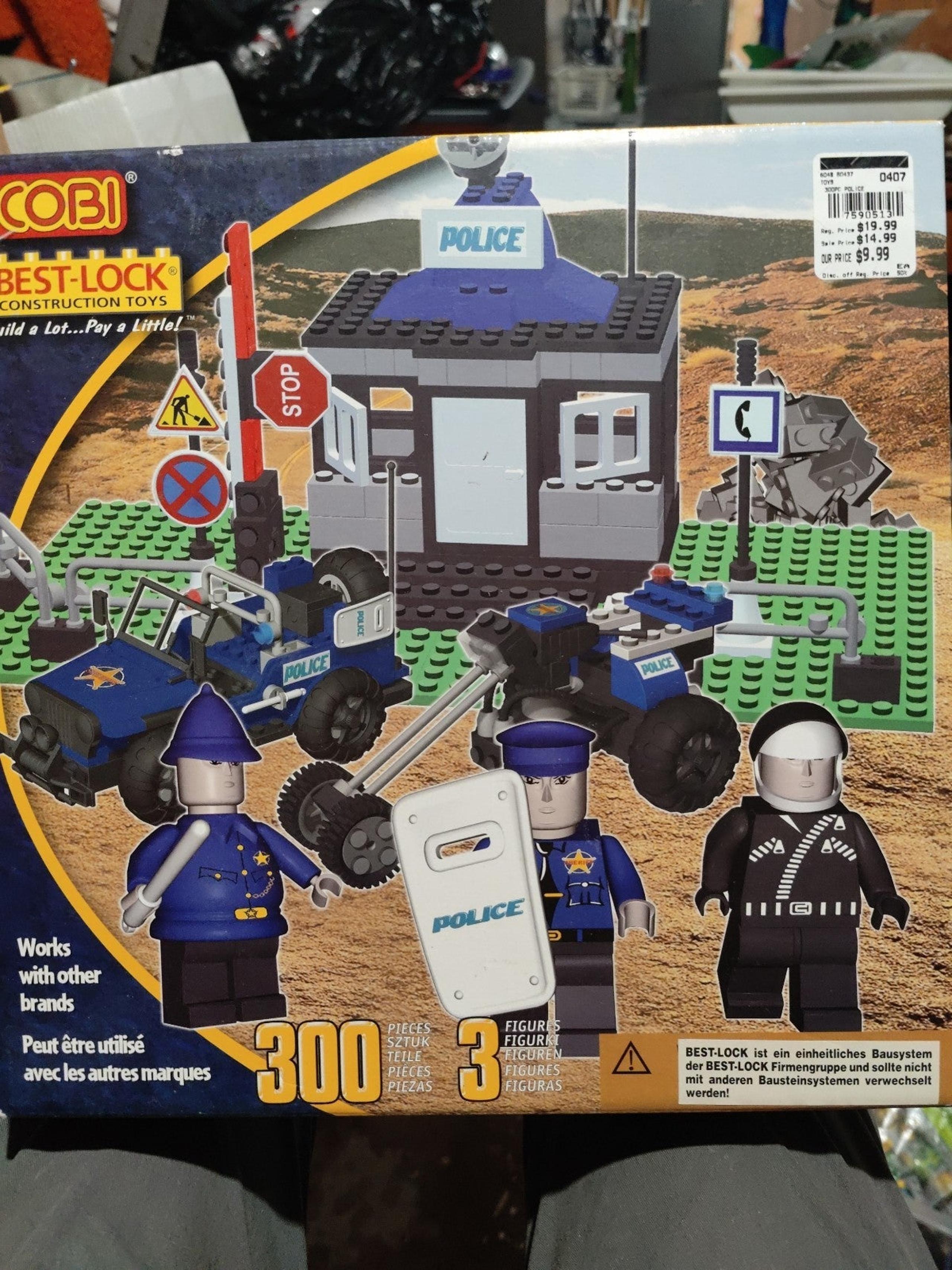 Cobi Best-Lock Police Station 300 piece set nib